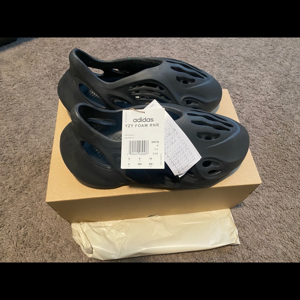 Yeezy Foam Runner